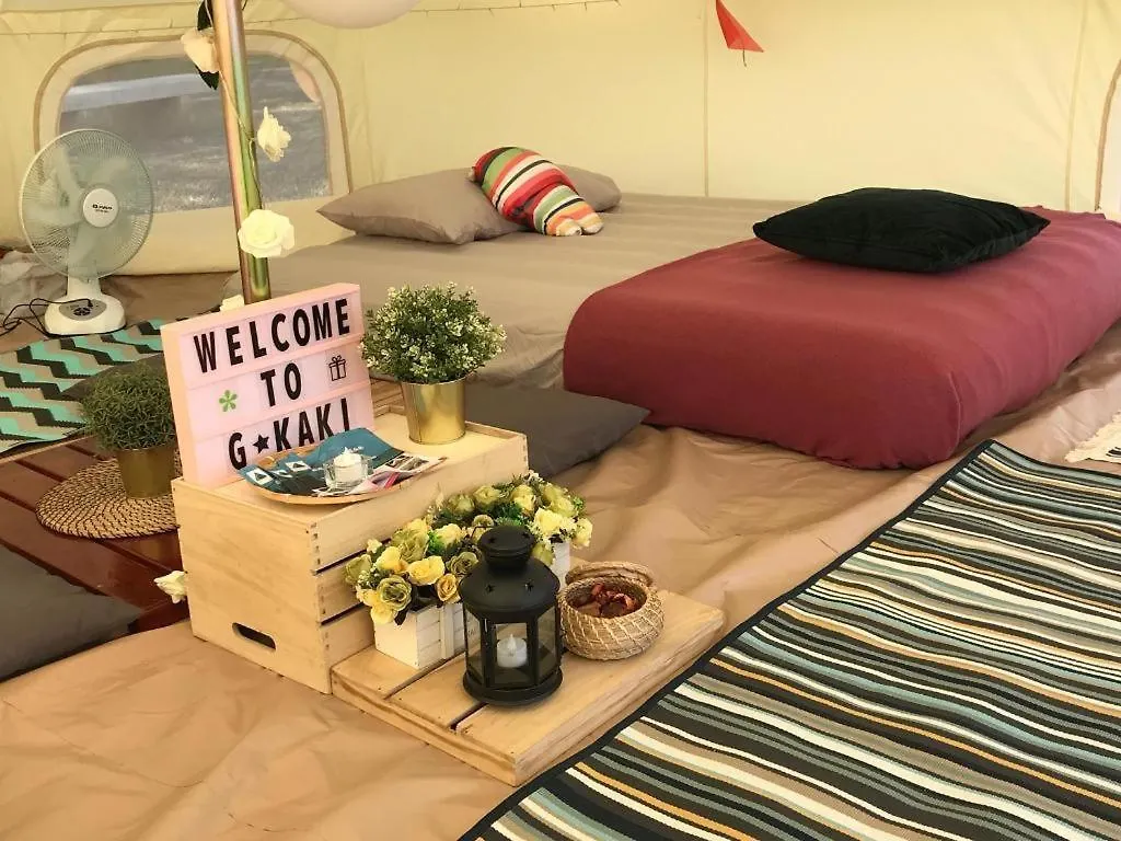 Hotel Glamping Kaki Singapore